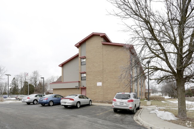 Building Photo - Buckbee Apartments