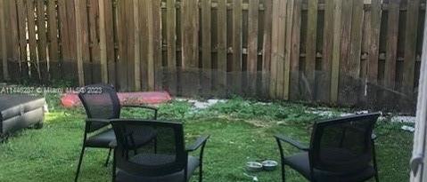 Building Photo - 638 E Mowry Ct