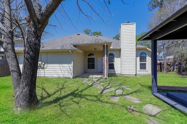 Building Photo - 7619 Danehill Dr