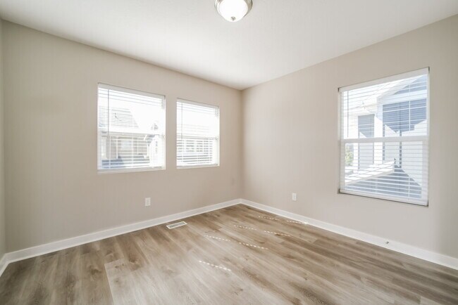 Building Photo - 13079 S Shady Elm Ct