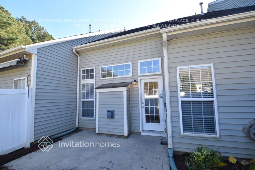 Building Photo - 111 Kase Ct