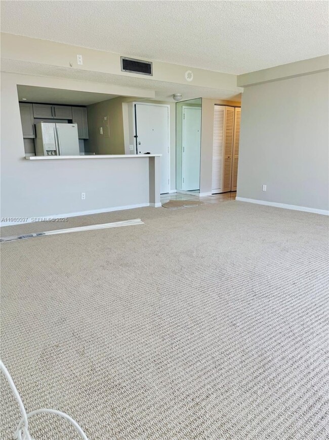 Building Photo - 13499 Biscayne Blvd