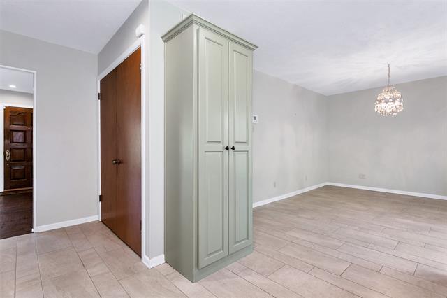 Building Photo - 11140 Lanewood Cir