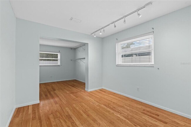 Building Photo - 13236 84th Terrace