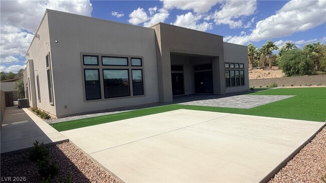 Building Photo - 4680 Outlook Peak St