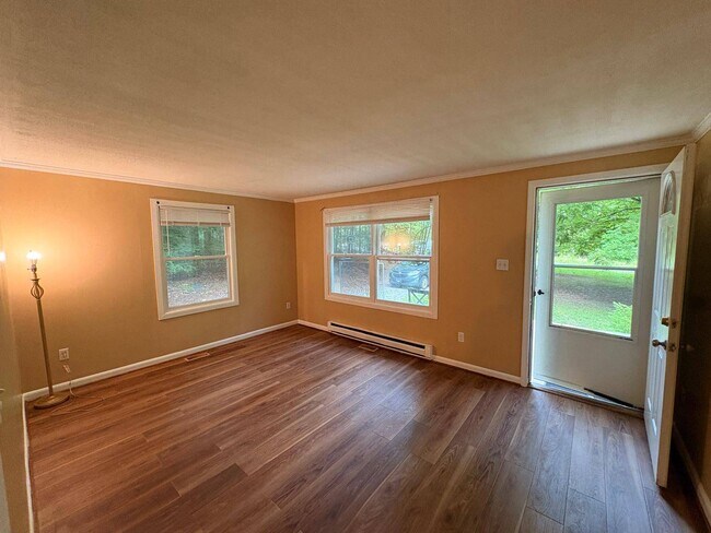 Building Photo - 5323 Eno River Dr