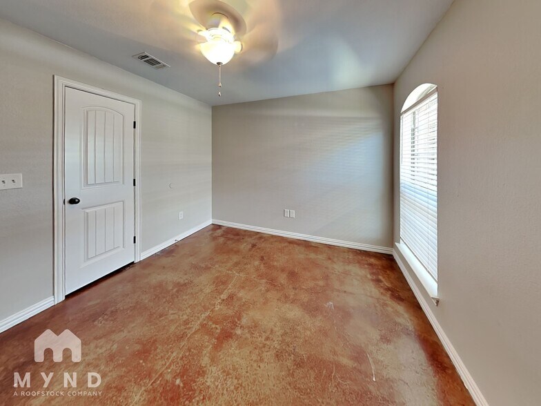 Building Photo - 106 Jolin Ln