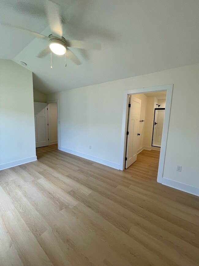 Building Photo - 556 Leesville Rd