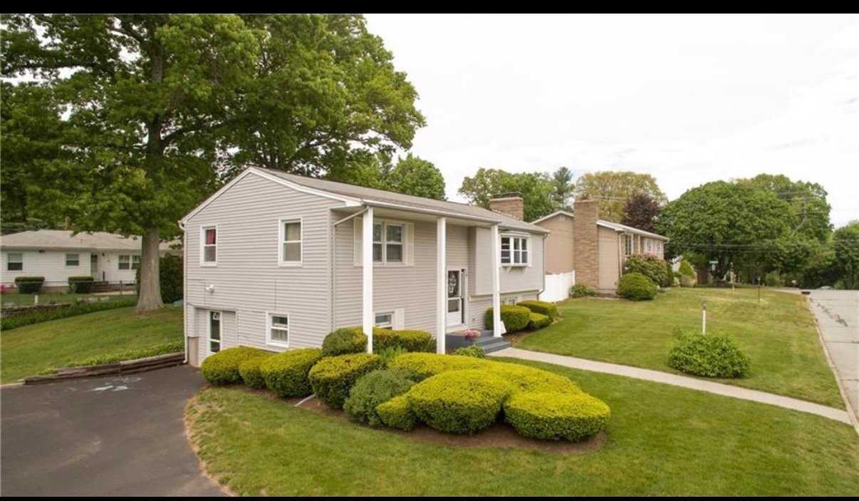 Building Photo - 18 Candlewood Dr