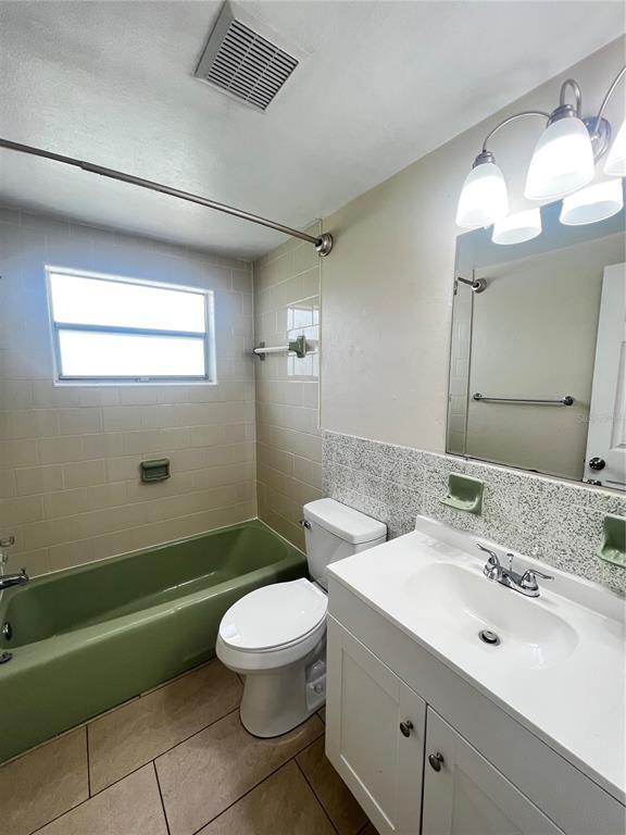 Building Photo - 5606 Mirada Dr
