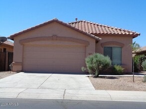 Building Photo - 46137 W Guilder Ave