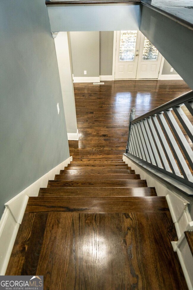 Building Photo - 1433 Merriman Ln NE