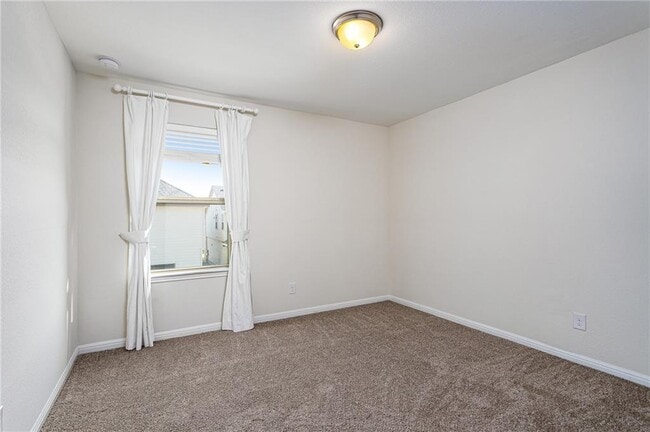 Building Photo - 151 Diamond Point Dr