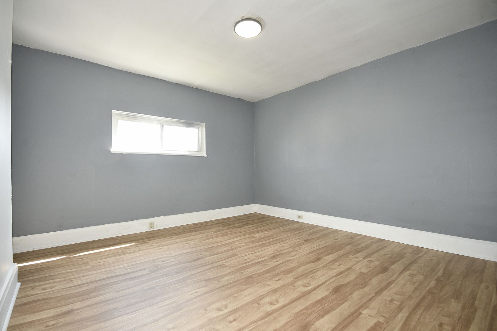 Building Photo - 1912 Pallas St