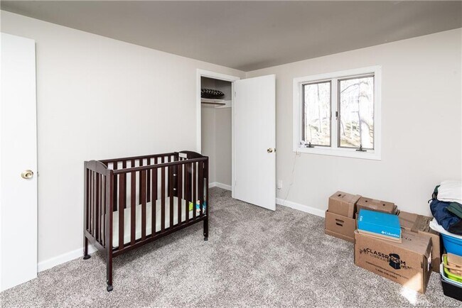 Building Photo - 56 S Rd