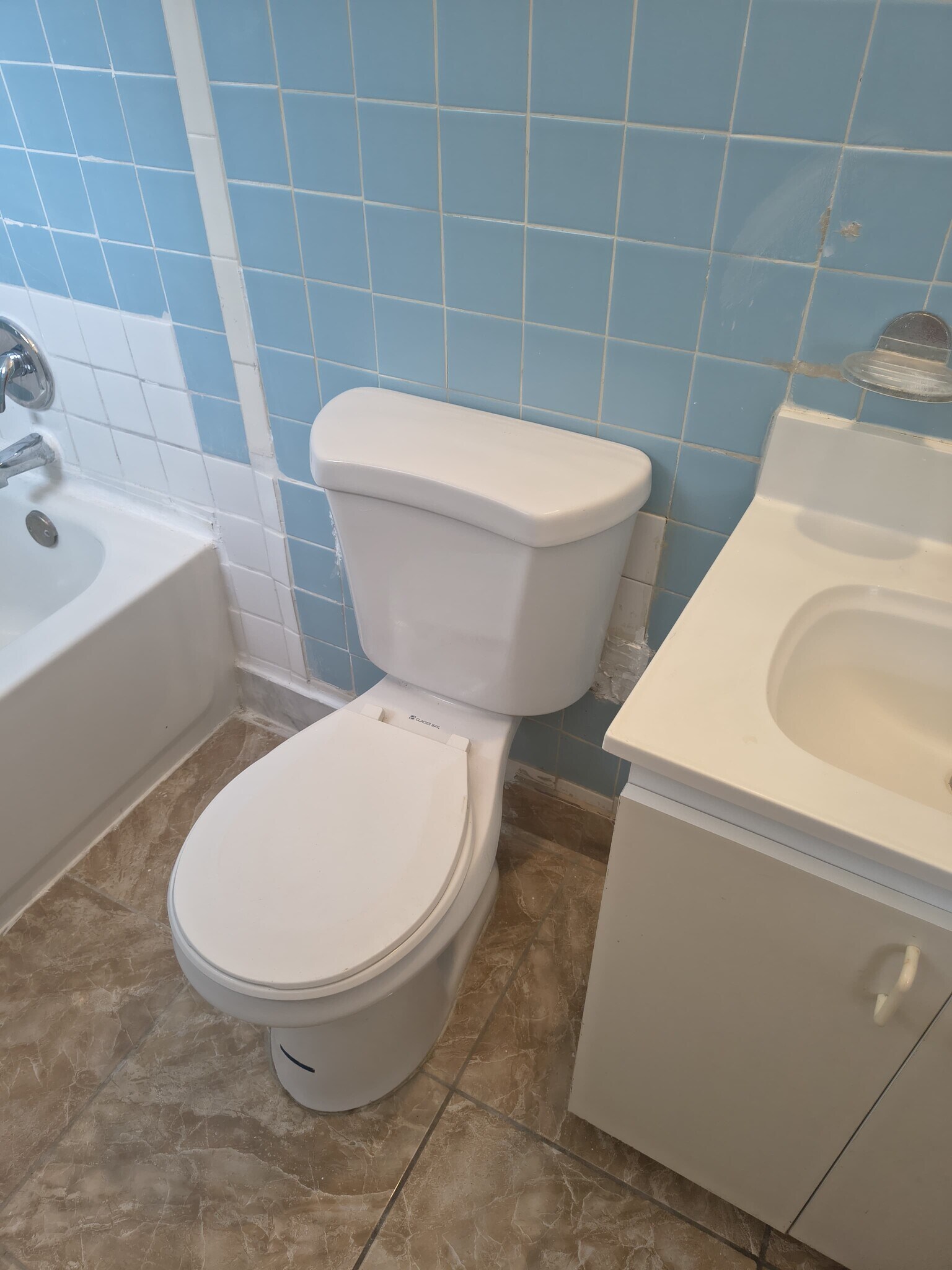 Building Photo - 1370 NE 153rd St