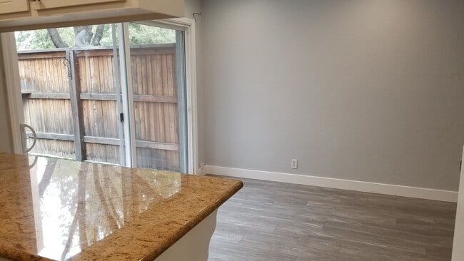 Building Photo - North Davis Condo-Available