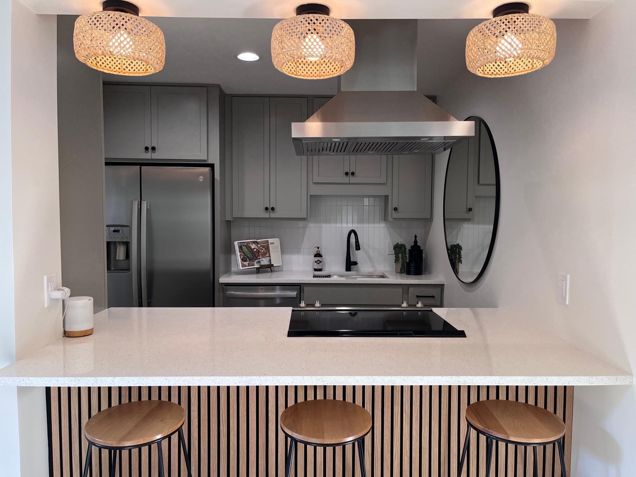 Kitchen - 3350 Altamont Rd S