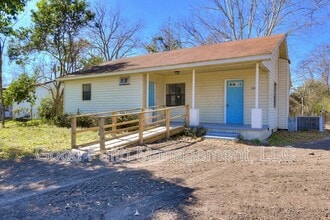 Building Photo - 2401 Norfolk St