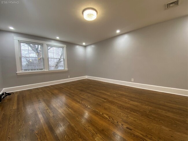 Building Photo - 27 Grand Blvd