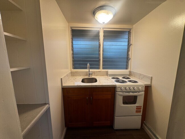 Building Photo - Francis