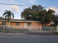 Building Photo - 3725 NW 13th Ave