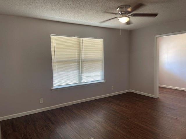 Building Photo - 2232 Shady Brook Dr