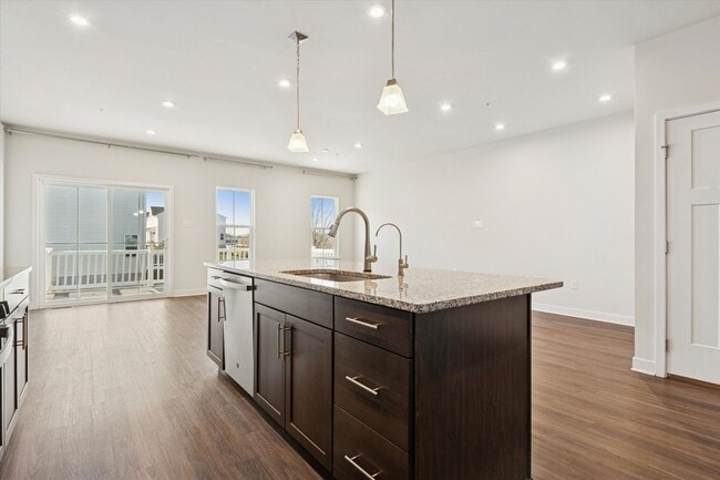 Building Photo - Available Now – Stunning 3BD/2.5BA Townhome in Sought-After Highpoint at Downingtown!