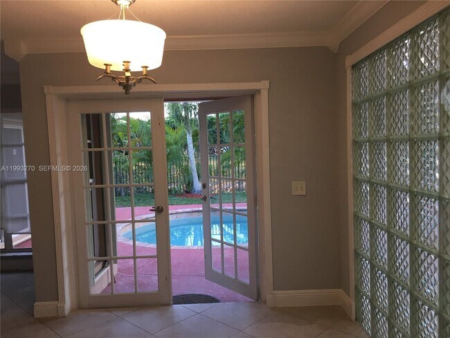 Building Photo - 16674 SW 5th Way