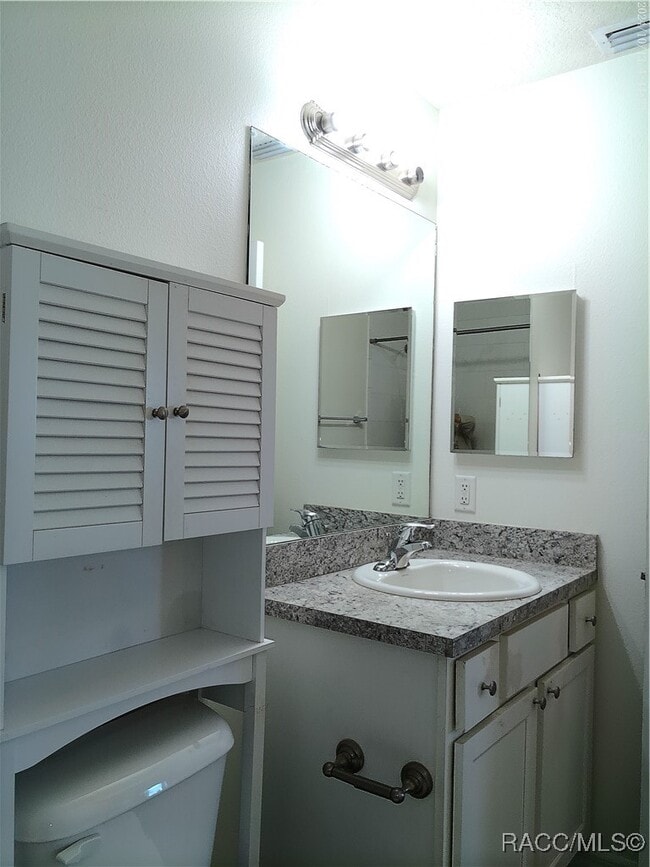 Building Photo - 137 N Independence Hwy