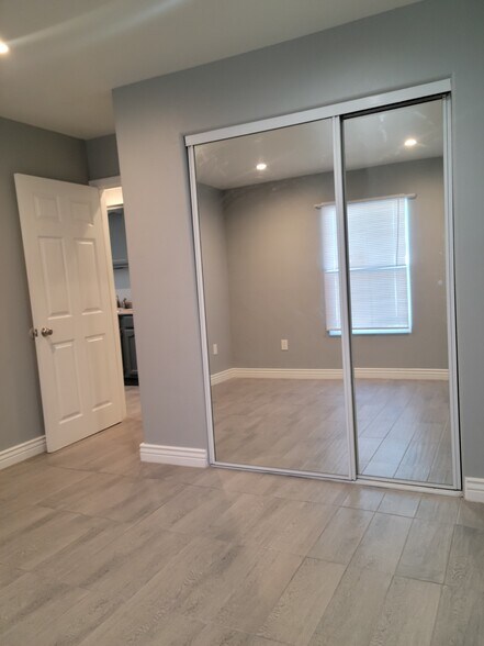 Building Photo - 19449 Ingomar St