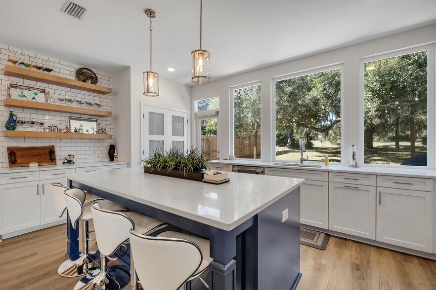 Building Photo - 458 Grand Oaks Rd