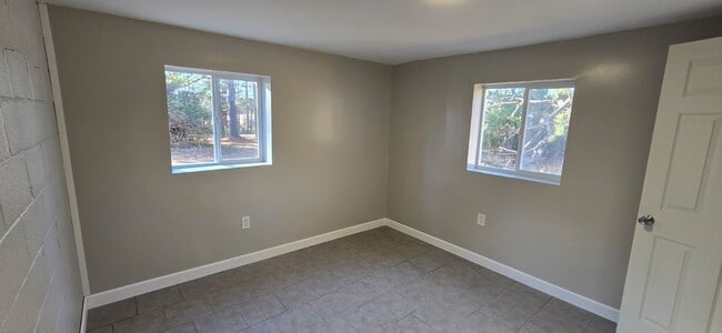 Building Photo - 20661 Monrovia Rd