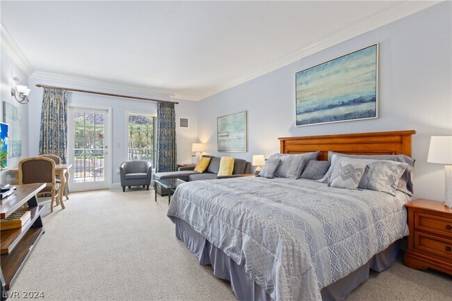 Building Photo - 30 Strada Di Villaggio