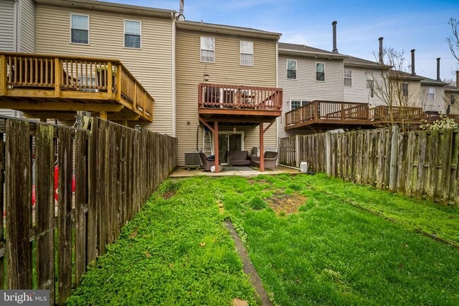 Building Photo - 3964 Forest Valley Rd