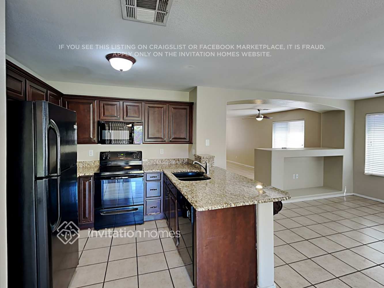 Building Photo - 10467 W Sunflower Pl