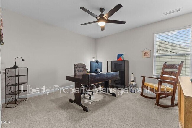 Building Photo - 170 Arlie Ln