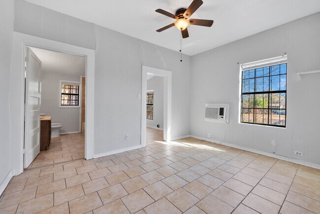 Building Photo - 652 N San Ignacio Ave