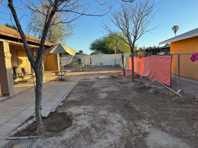 Building Photo - Solar Panels included on the 3 bedroom 2 b...