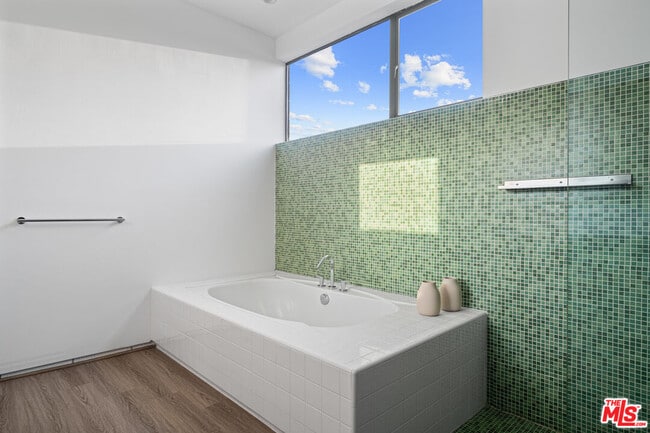 Building Photo - 800 Indiana Ave