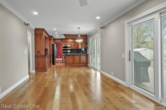 Building Photo - 4147 Greensboro Dr