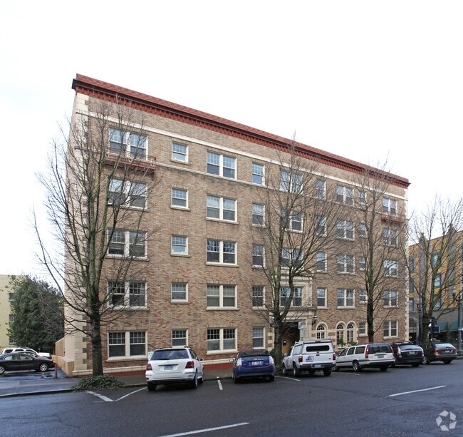 Building Photo - Hamilton Arms Condominium