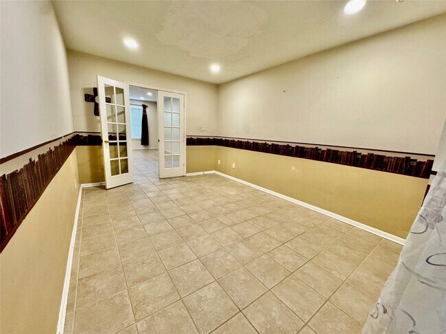 Building Photo - 20303 Misty Cove Dr