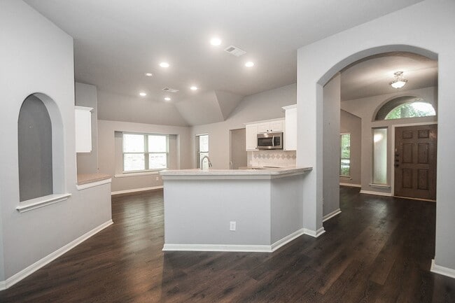Building Photo - 2707 Millers Falls Ct