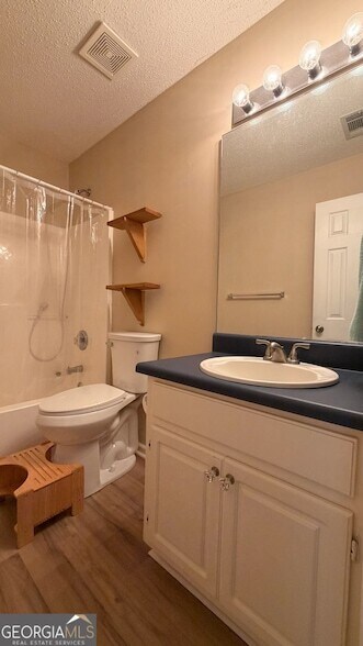 Building Photo - 100 Riverside Walk