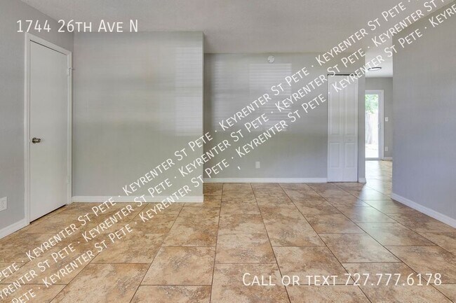 Building Photo - 1744 26th Ave N