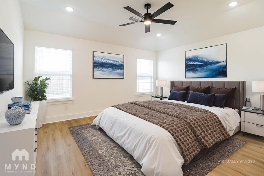 Building Photo - 1020 Autumn Royal Ave