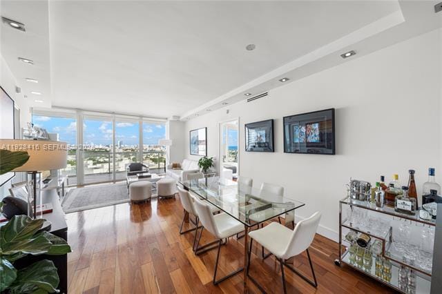 Building Photo - Icon Condo