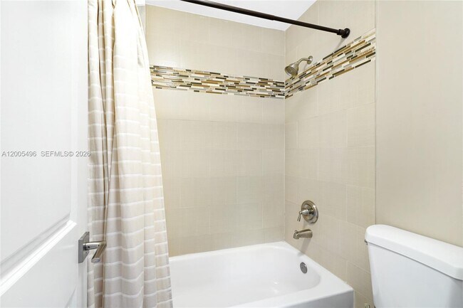 Building Photo - 10535 SW 154th Ct