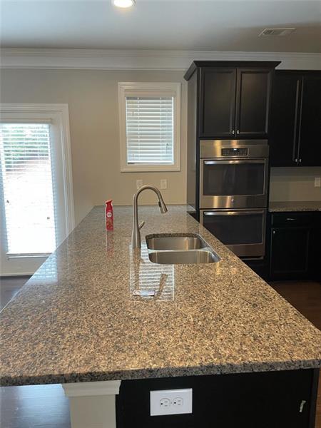 Building Photo - 2987 Regal Park Ct